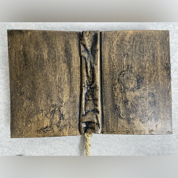 Decorative Ten Commandments Book with Lamp Design - Picture 13 of 14